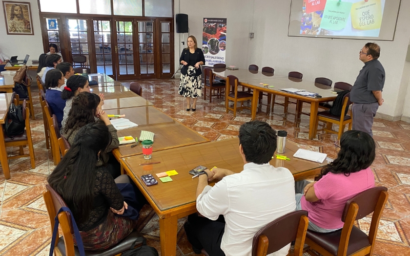 Nuevos educadores participan en jornada de inducción sobre identidad y pedagogía salesiana