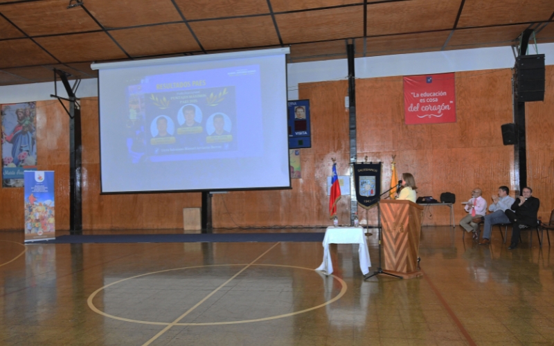 Transparencia y compromiso: comunidad se reúne en Cuenta Pública 2025